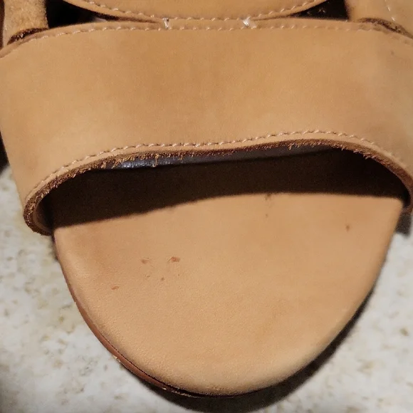 Vince Camuto Tan Strappy Sandals - Picture 7 of 10